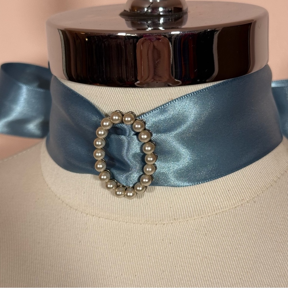 Antique Victorian Art deco Pearl Buckle Blue Ribbon wide Choker Necklace - Picture 14 of 17